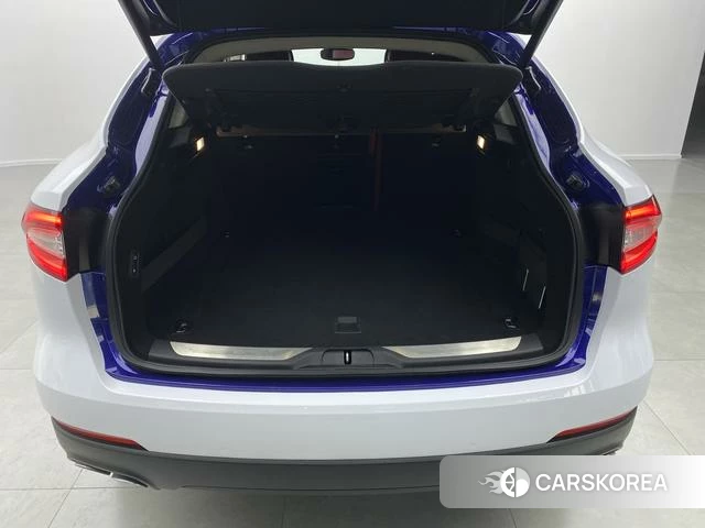 Maserati Levante id 3856227 из Китая 21