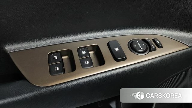 Kia Stonic id 4269296 из Кореи 21