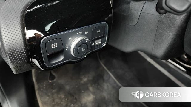 Mercedes-Benz A-Class W177 id 4309987 из Кореи 21