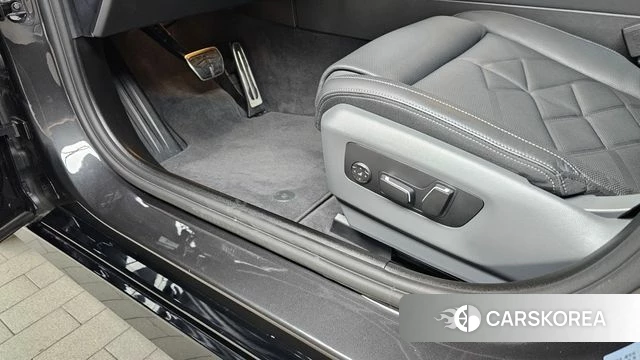 BMW 5 Series (G60) id 4527459 из Кореи 21
