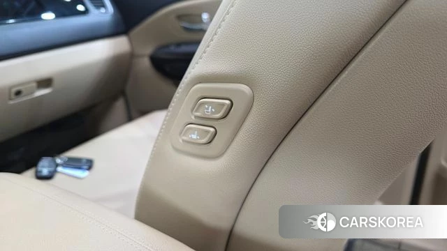 Kia The New Carnival id 4508569 из Кореи 21