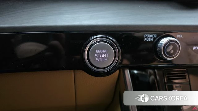 Kia Carnival 4th generation id 4401571 из Кореи 21
