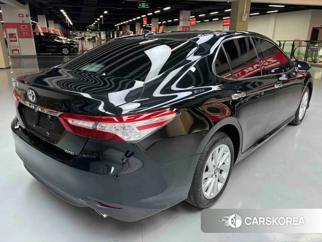 Toyota Camry id 4261116 из Китая 21