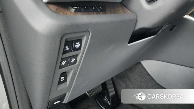 Lexus LM Second Generation id 4456319 из Кореи 21