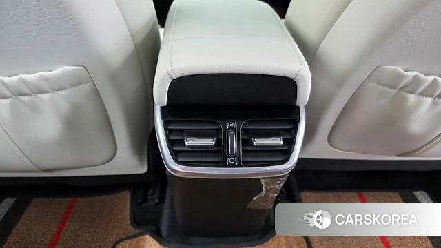 Hyundai The New Grandeur IG Hybrid id 4428610 из Кореи 21