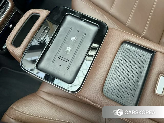 Mercedes-Benz GLS id 3920666 из Китая 21
