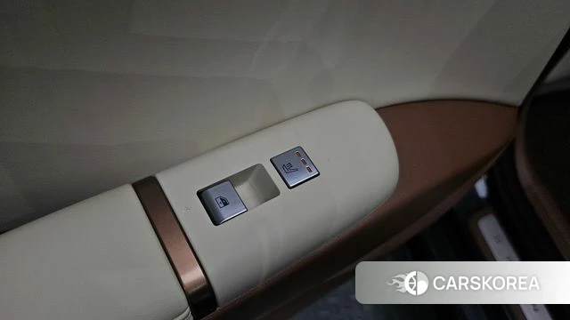 Hyundai Grandeur Hybrid (GN7) id 4640658 из Кореи 21