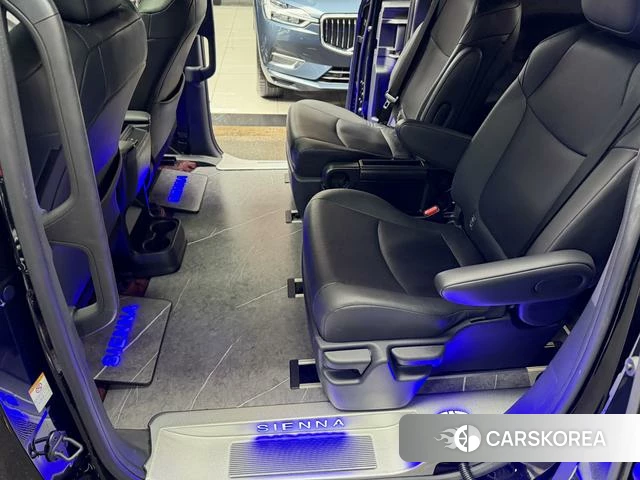 Toyota Saina id 4260773 из Китая 21