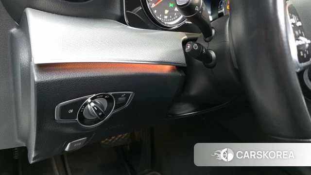 Mercedes-Benz E-Class W213 id 4551151 из Кореи 21