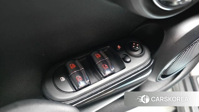 Mini Cooper id 4445225 из Кореи 21