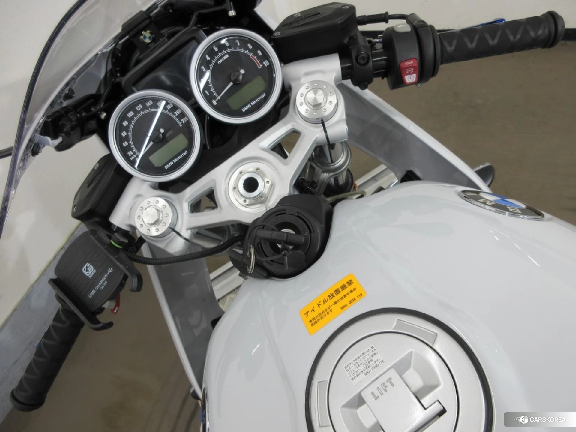 BMW R NINE T RACER id 4191796 из Японии 21