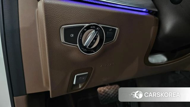 Mercedes-Benz E-Class W213 id 4363029 из Кореи 21