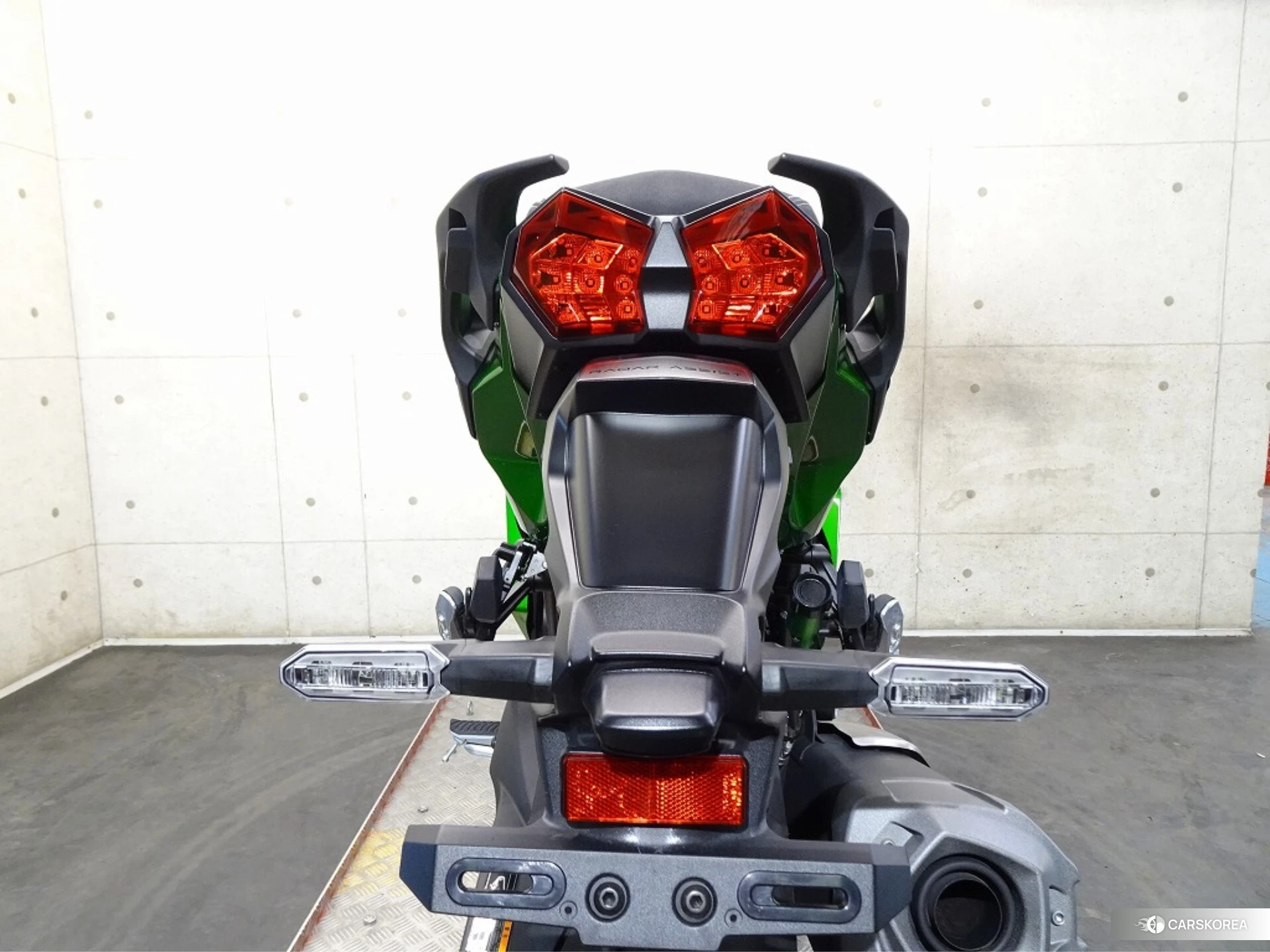 Kawasaki NINJA H2 SX SE id 3947849 из Японии 21