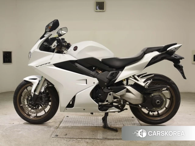 Honda VFR800F id 3947895 из Японии 21