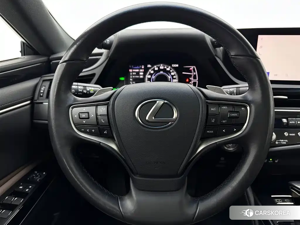 Lexus ES id 4539020 из Китая 21