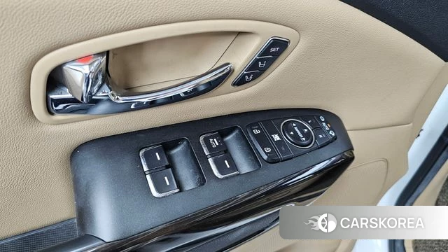Kia The New Carnival id 4459631 из Кореи 21