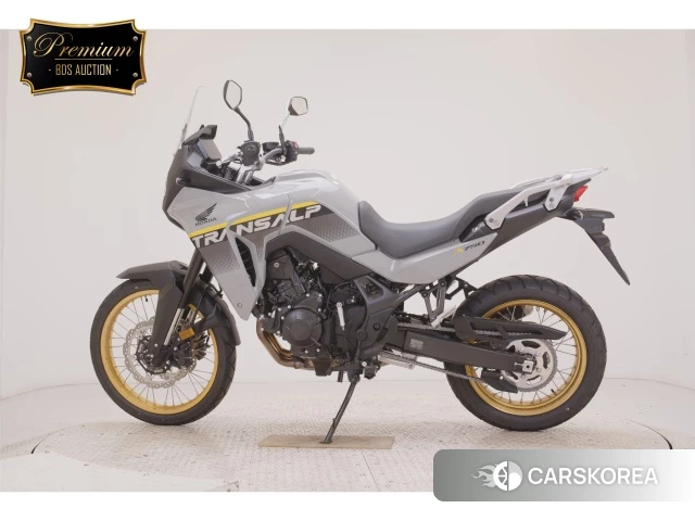 Honda TRANSALP XL750 id 4229648 из Японии 21