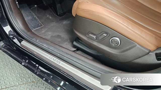 Genesis G80 (RG3) id 4500915 из Кореи 21