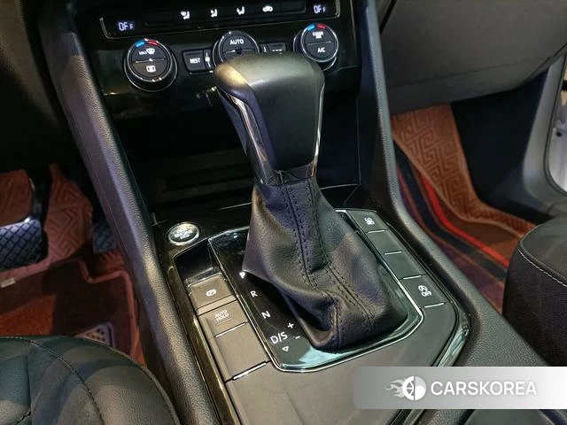 Volkswagen Tiguan L id 3882651 из Китая 21