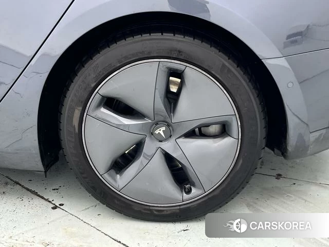 Tesla Model 3 id 4234882 из Китая 21