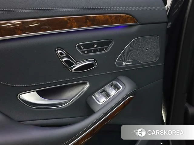 Mercedes-Benz S-class AMG id 4242404 из Китая 21