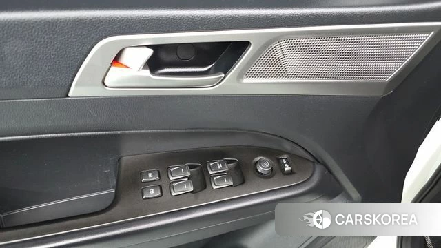 Ssangyong Rexton Sports id 4384710 из Кореи 21
