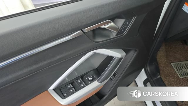 Audi Q3 (F3) id 4549285 из Кореи 21