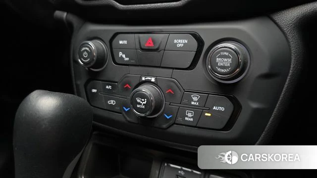Jeep Renegade id 4383093 из Кореи 21