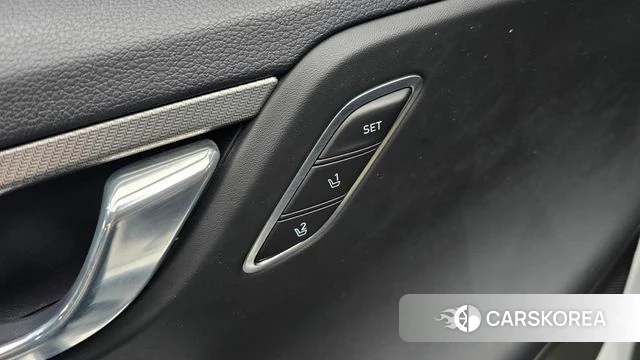 Hyundai The New Grandeur IG id 4402108 из Кореи 21