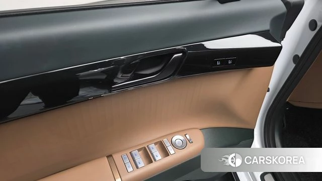 Hyundai Grandeur Hybrid (GN7) id 4349585 из Кореи 21