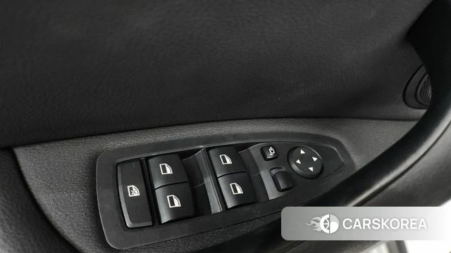 BMW X1 (F48) id 4936001 из Кореи 21