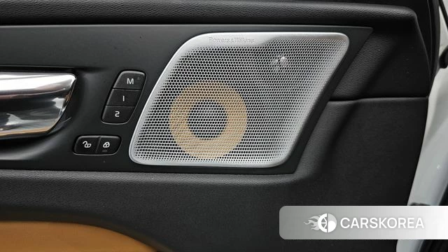 Volvo XC60 second Generation id 4491078 из Кореи 21