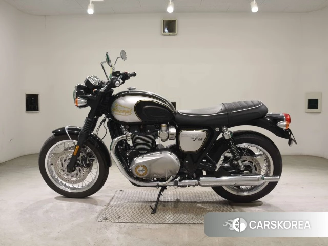 Triumph BONNEVILLE T120 id 3946660 из Японии 21
