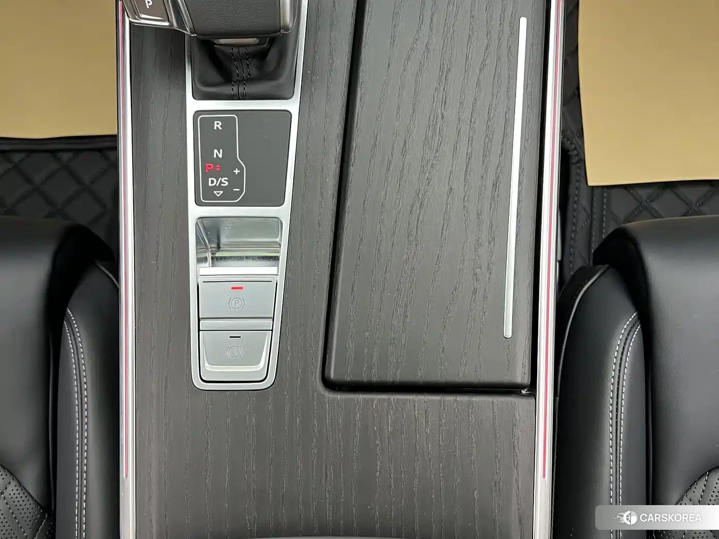 Audi A6L id 4680736 из Китая 21