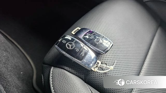 Mercedes-Benz E-Class W213 id 4186109 из Кореи 21