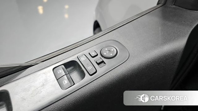 Hyundai Staria id 4936568 из Кореи 21
