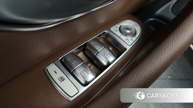 Mercedes-Benz E-Class W213 id 4698946 из Кореи 21