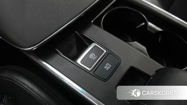 Hyundai The New Grandeur IG Hybrid id 4614086 из Кореи 21