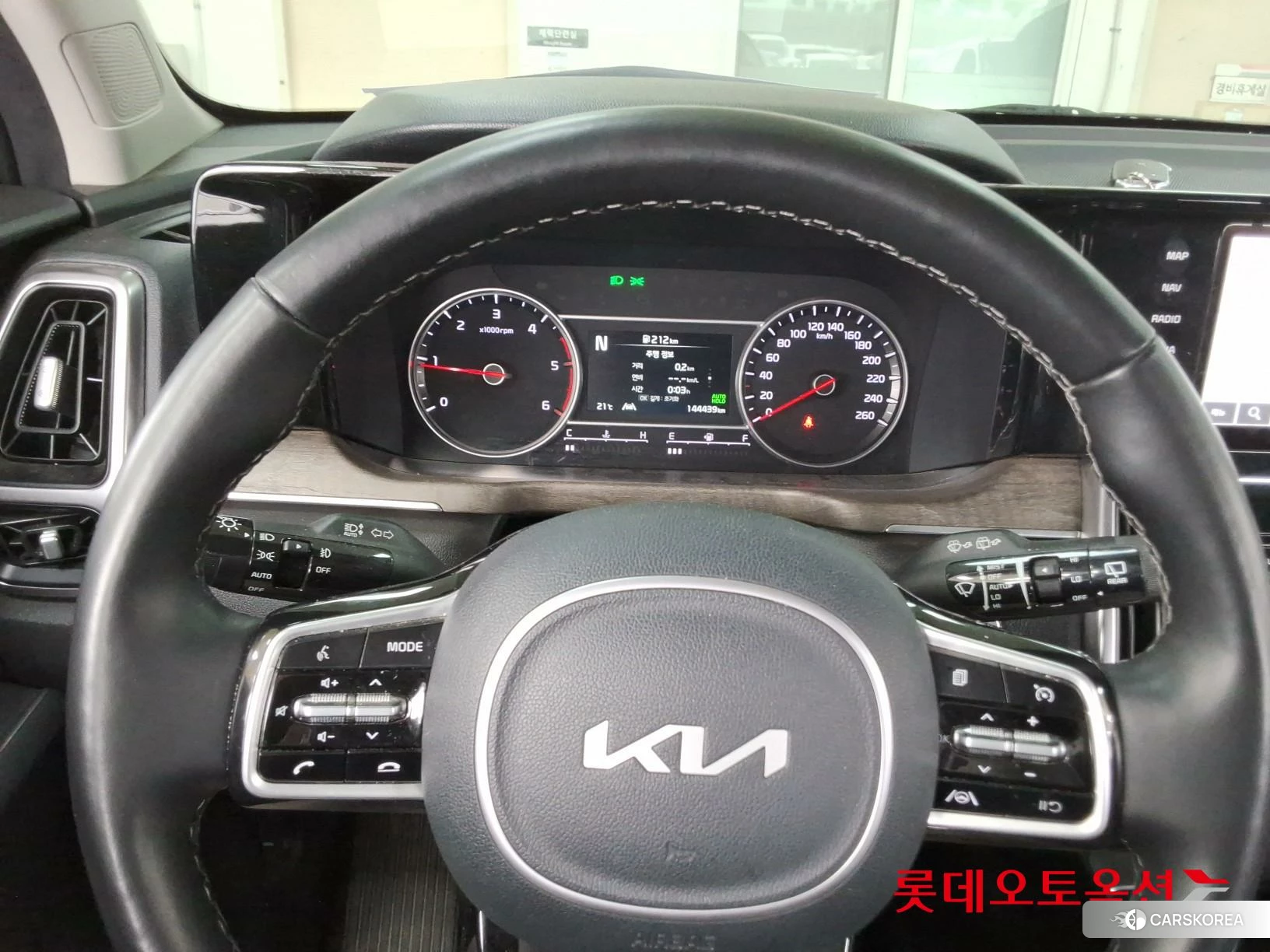 Kia Sorento id 3869440 из Кореи 21