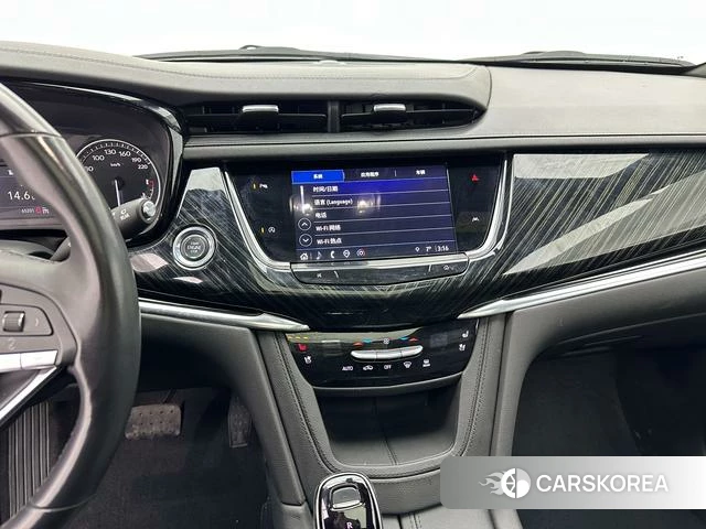 Cadillac XT6 id 3902330 из Китая 21