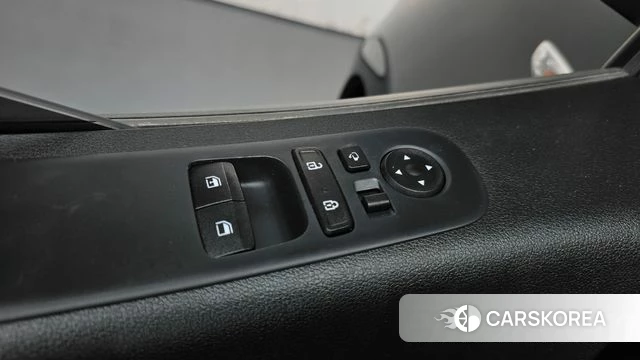 Hyundai Staria id 4696799 из Кореи 21