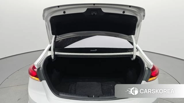 Hyundai Avante AD id 4371894 из Кореи 21