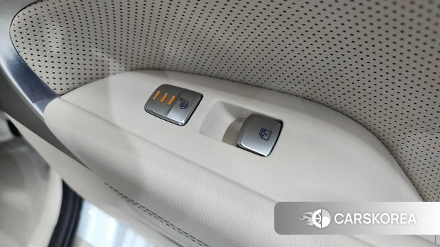 Genesis The New G70 id 4330833 из Кореи 21