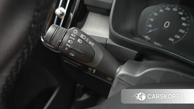 Volvo XC40 id 4401999 из Кореи 21