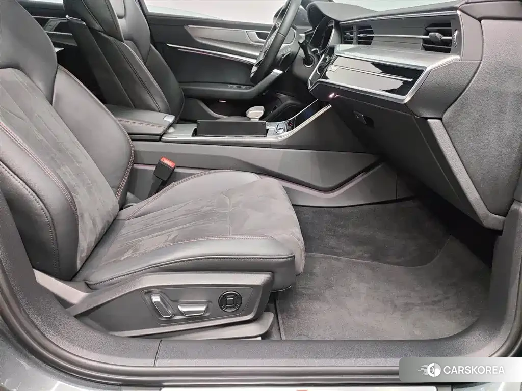 Audi A6L id 4601036 из Китая 21
