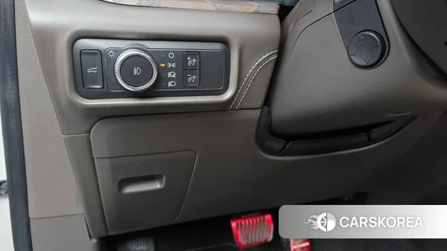 Ford Explorer 6th Generation id 4422884 из Кореи 21