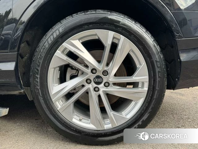 Audi Q7 id 4263715 из Китая 21