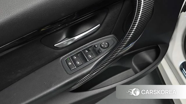 BMW 3 Series (F30) id 4865663 из Кореи 21