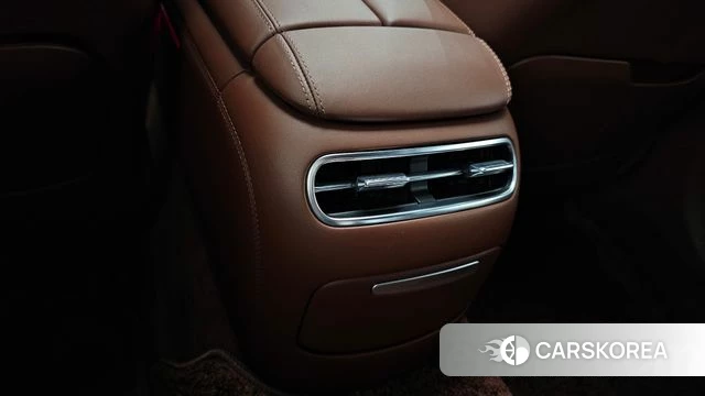 Genesis G90 (RS4) id 4395449 из Кореи 21