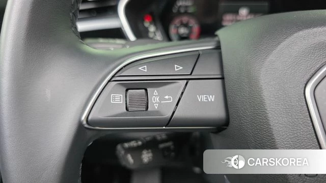 Audi Q3 (F3) id 4656605 из Кореи 21